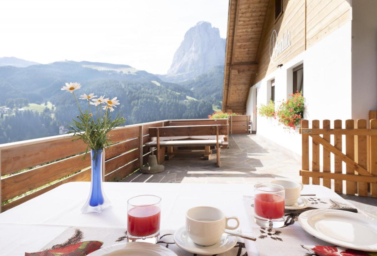 Apartments Rondula Santa Cristina Val Gardena Eksteriør billede