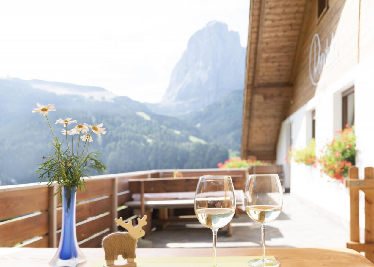 Apartments Rondula Santa Cristina Val Gardena Eksteriør billede